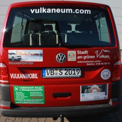 Heckansicht des Vulkanmobils