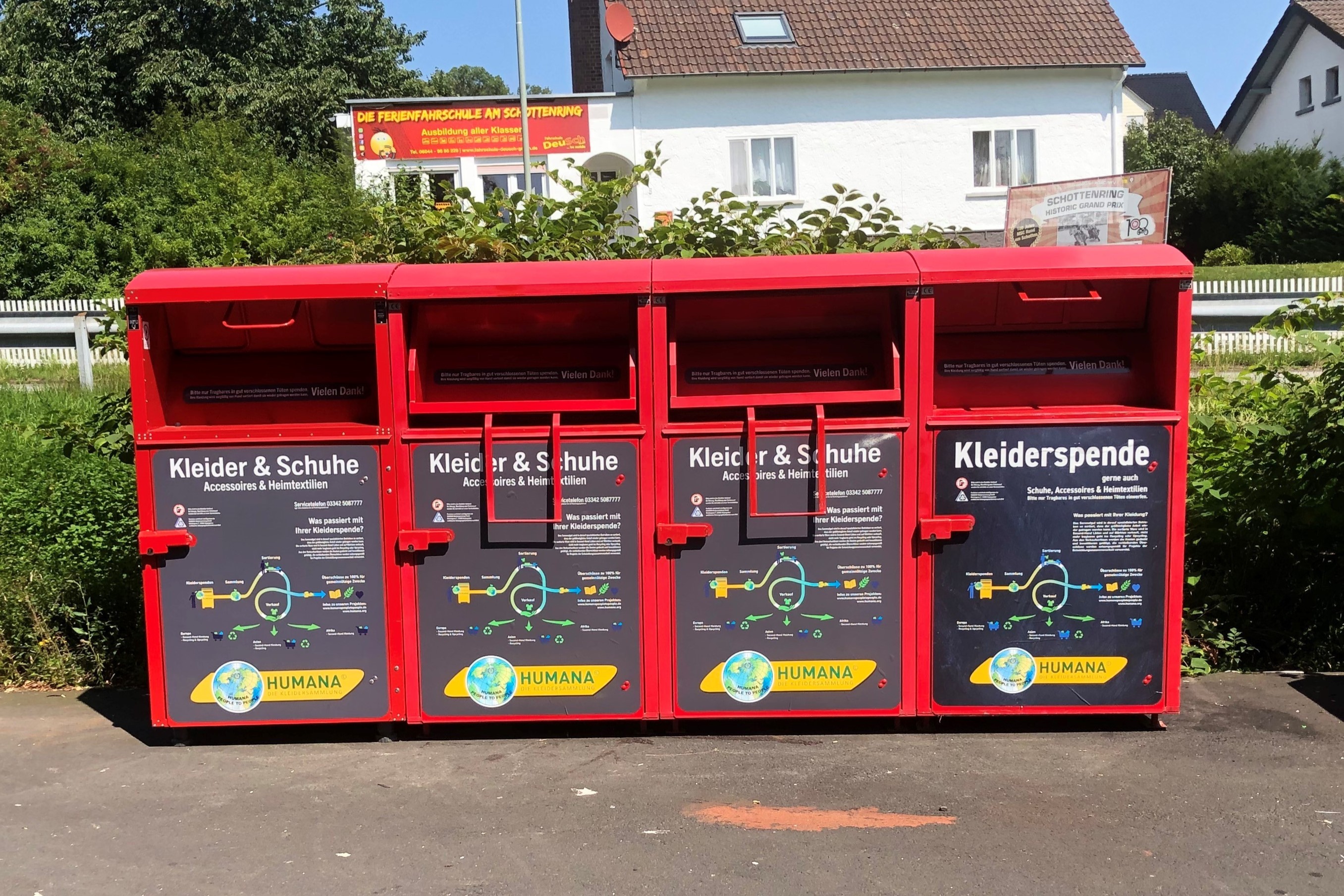 Symbolbild Altkleidercontainer